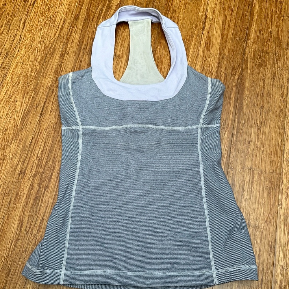 Lululemon Scoop Top with built-in bra